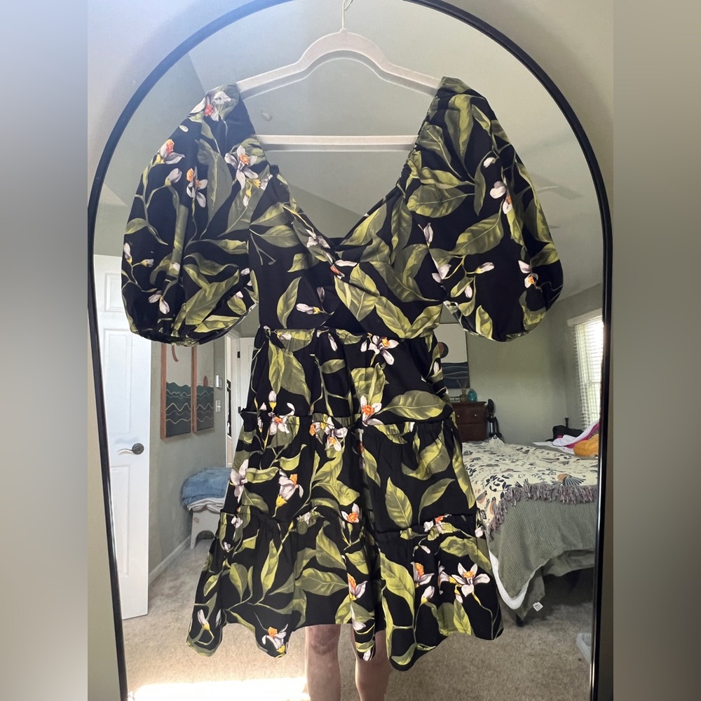 Express Floral Dress Cut Out Puff Sleeve Dress